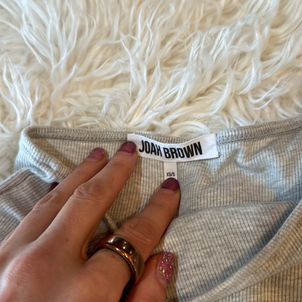 Joah Brown one strap grey ribbed dress - Picture 3 of 5